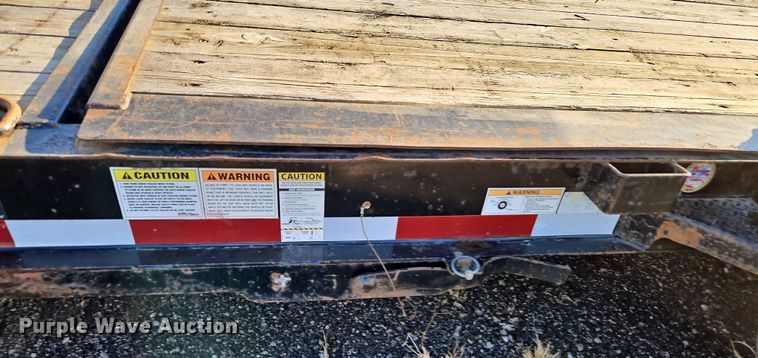 image for item LB9677 2018 Road Clipper Diamond C  tilt deck equipment trailer