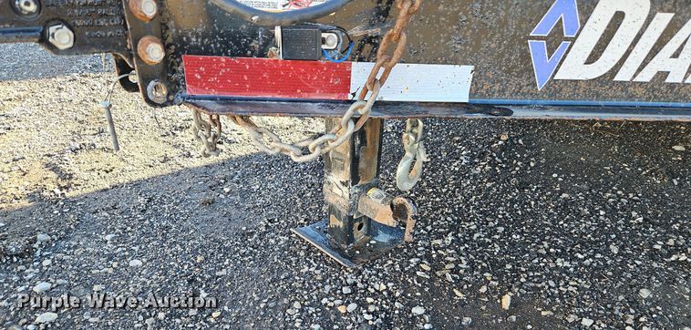 image for item LB9677 2018 Road Clipper Diamond C  tilt deck equipment trailer