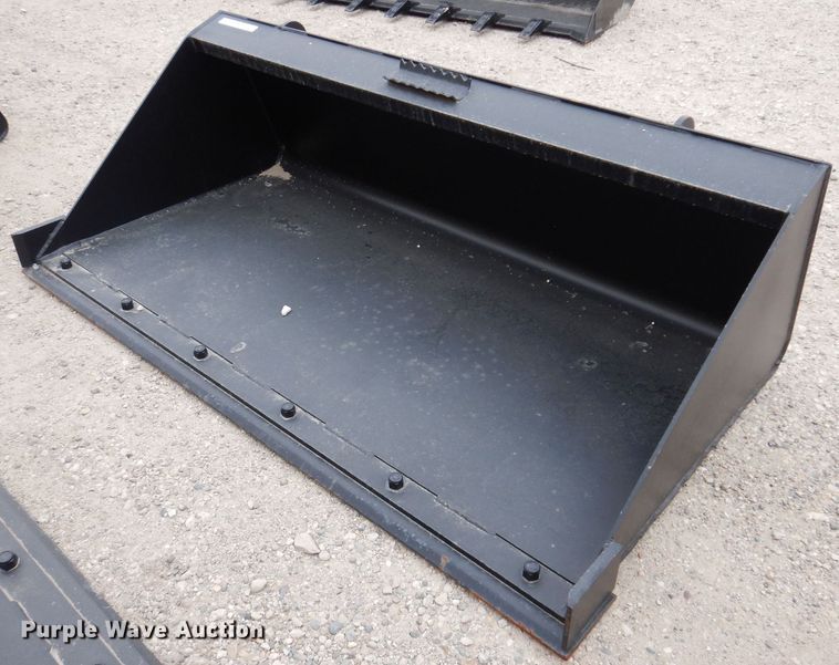 image for item LC9390 Jenkins  skid steer bucket