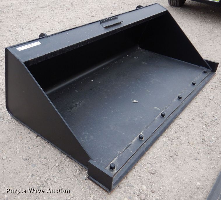 image for item LC9390 Jenkins  skid steer bucket