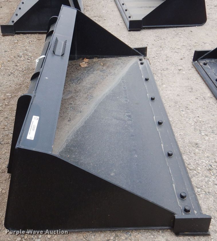 image for item LC9391 Jenkins  skid steer bucket