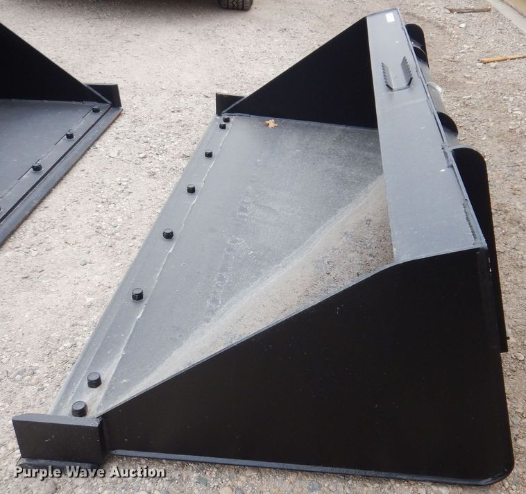 image for item LC9391 Jenkins  skid steer bucket