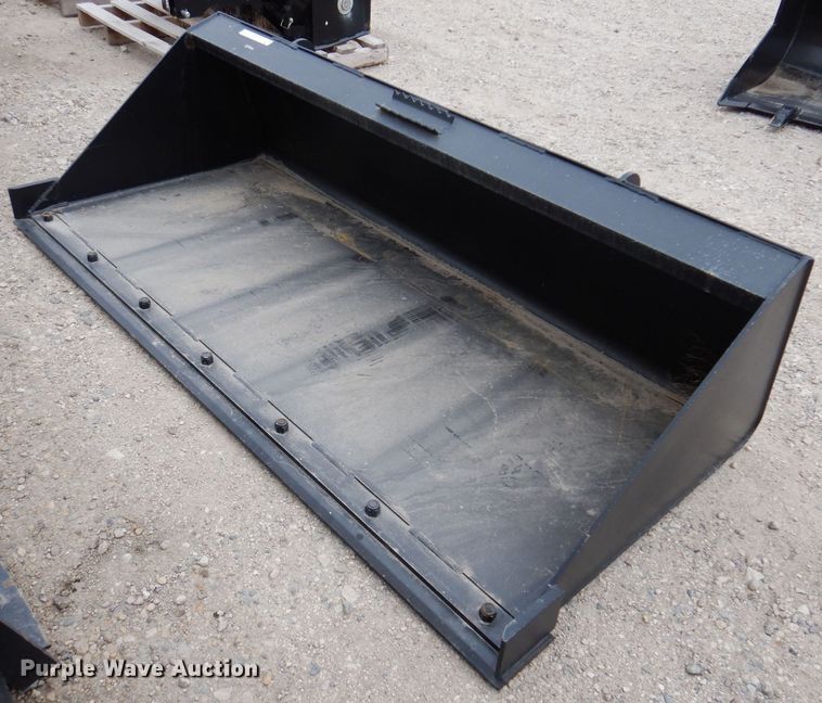 image for item LC9393 Jenkins  skid steer bucket
