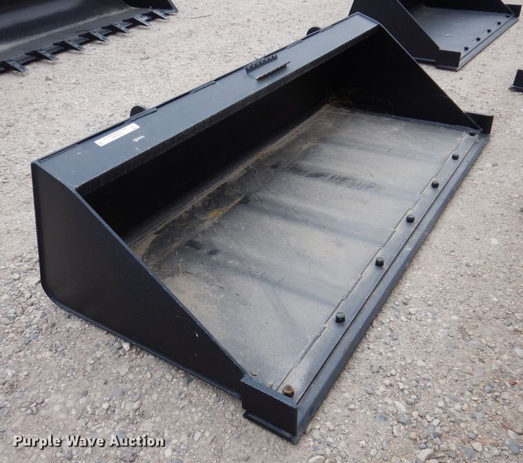 image for item LC9393 Jenkins  skid steer bucket