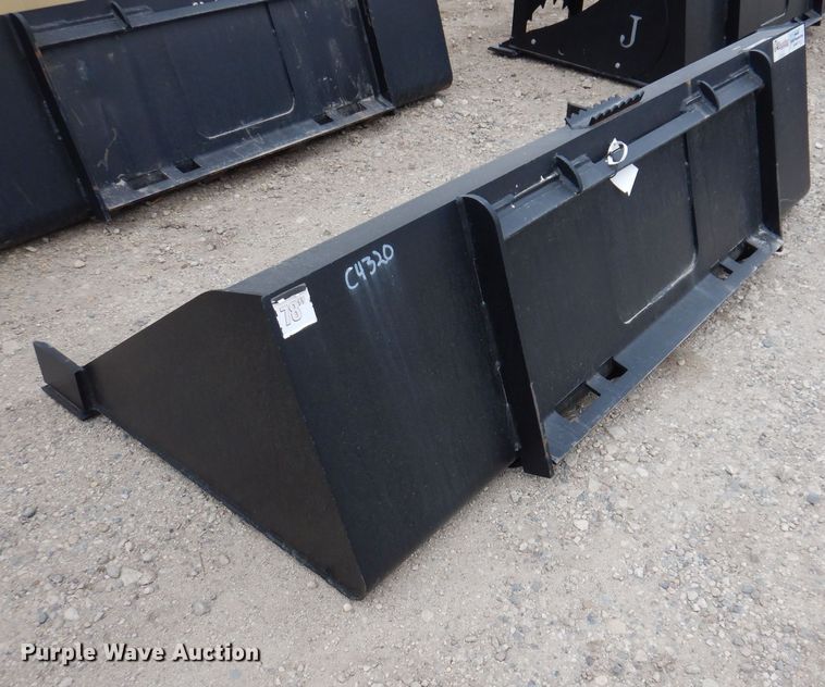image for item LC9393 Jenkins  skid steer bucket