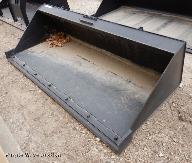 image for item LC9394 Jenkins  skid steer bucket