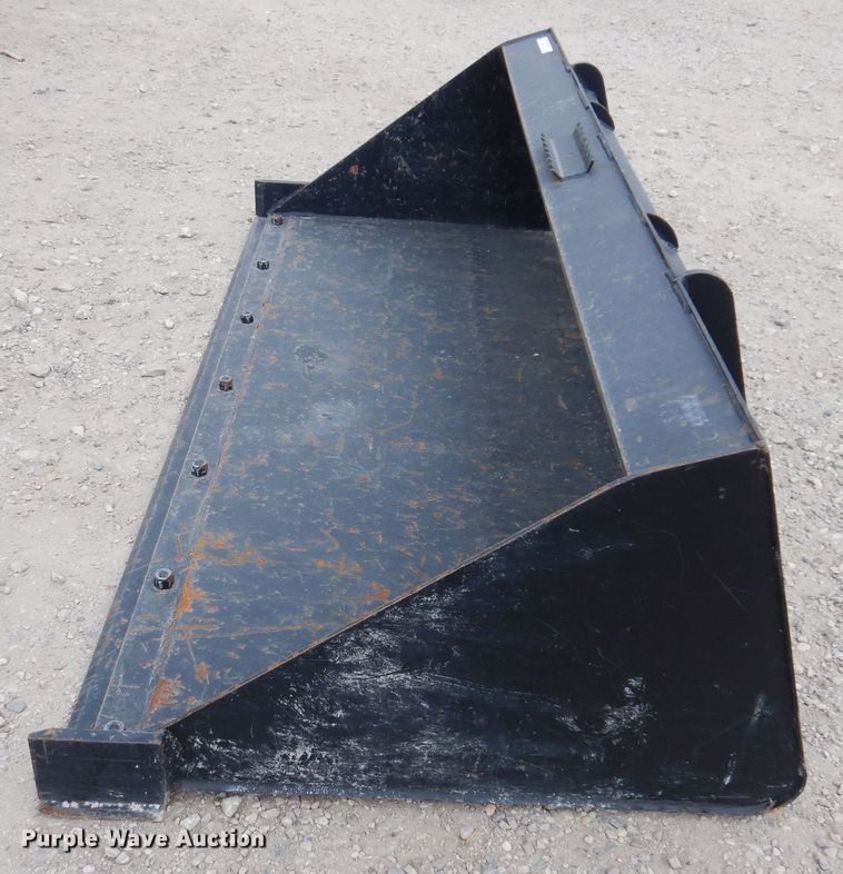 image for item LC9398 Jenkins  skid steer bucket