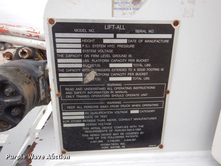 image for item LC9401 2003 Freightliner FL80  bucket truck