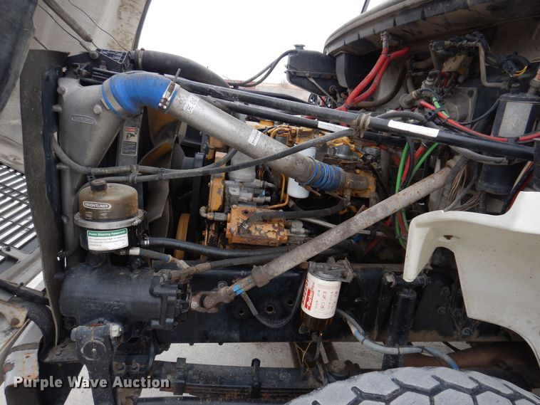 image for item LC9401 2003 Freightliner FL80  bucket truck