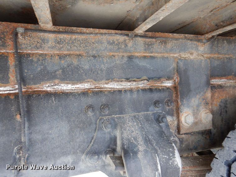 image for item LC9401 2003 Freightliner FL80  bucket truck