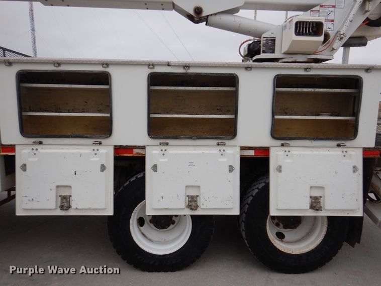 image for item LC9402 2003 Freightliner FL80  bucket truck