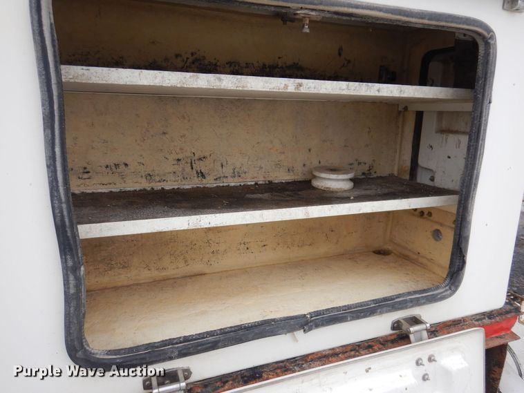 image for item LC9402 2003 Freightliner FL80  bucket truck