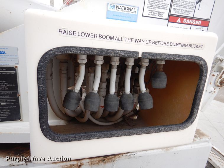 image for item LC9402 2003 Freightliner FL80  bucket truck