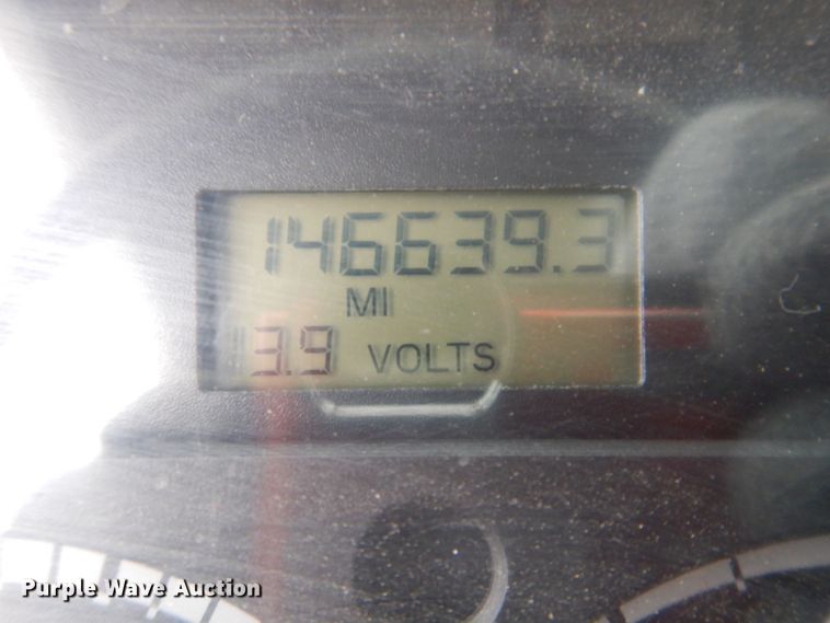 image for item LC9402 2003 Freightliner FL80  bucket truck