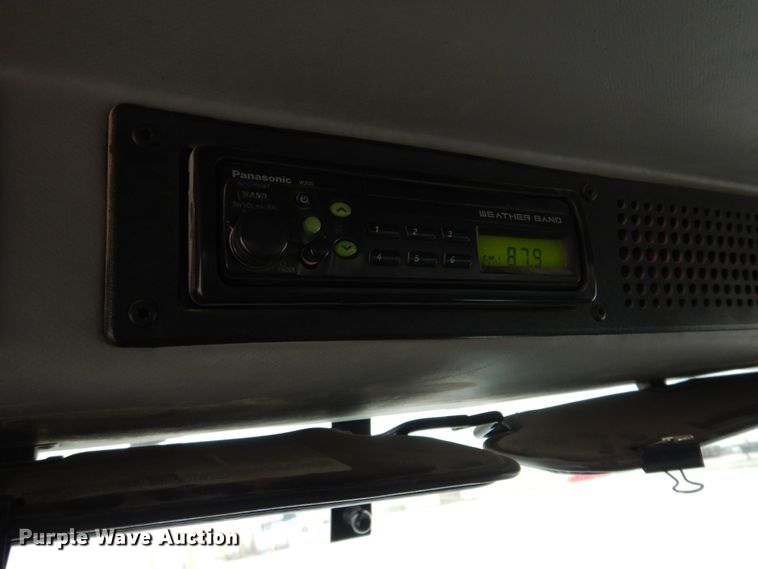 image for item LC9402 2003 Freightliner FL80  bucket truck