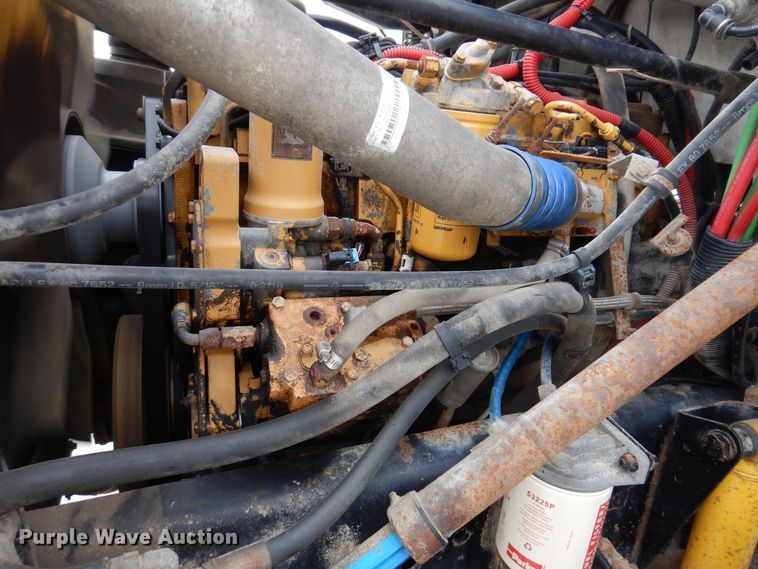 image for item LC9402 2003 Freightliner FL80  bucket truck