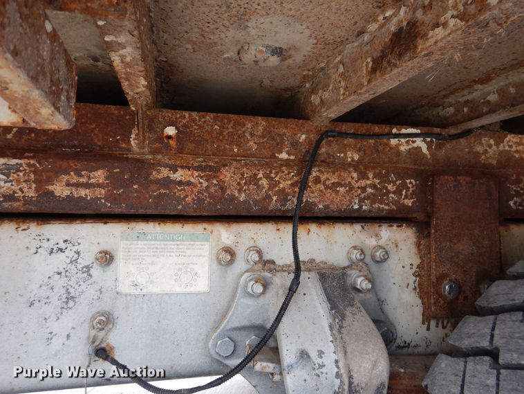 image for item LC9402 2003 Freightliner FL80  bucket truck