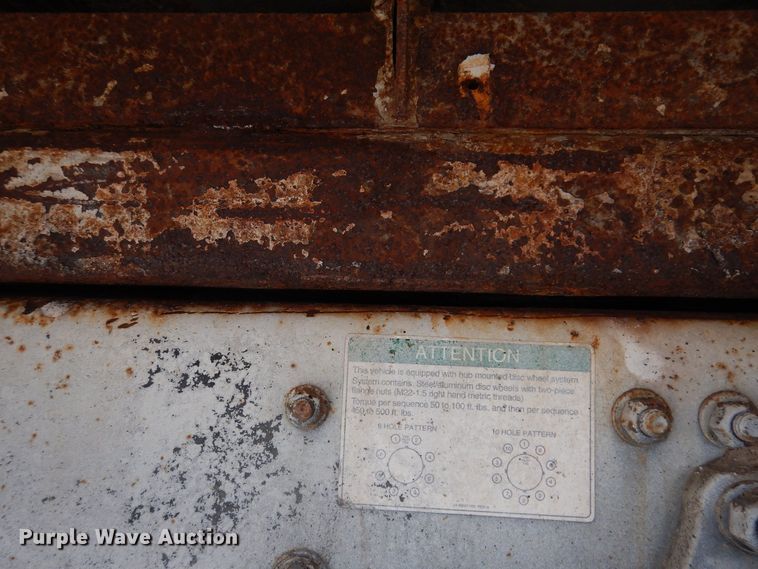 image for item LC9402 2003 Freightliner FL80  bucket truck