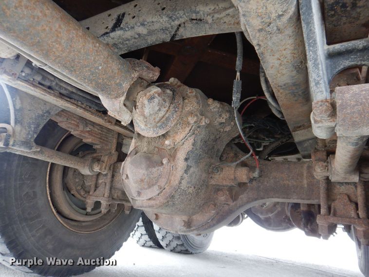 image for item LC9402 2003 Freightliner FL80  bucket truck