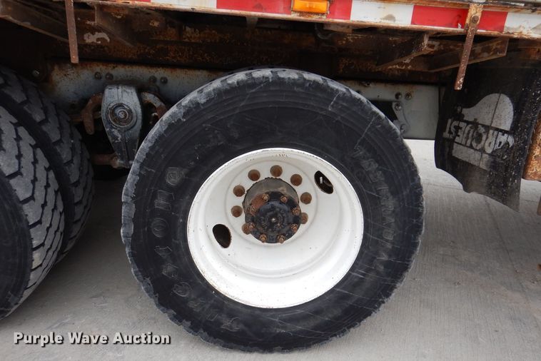 image for item LC9402 2003 Freightliner FL80  bucket truck