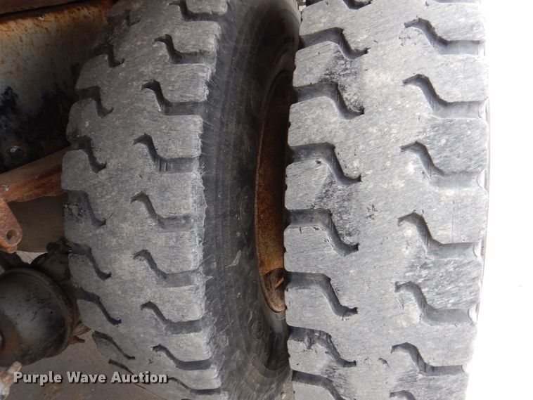 image for item LC9402 2003 Freightliner FL80  bucket truck