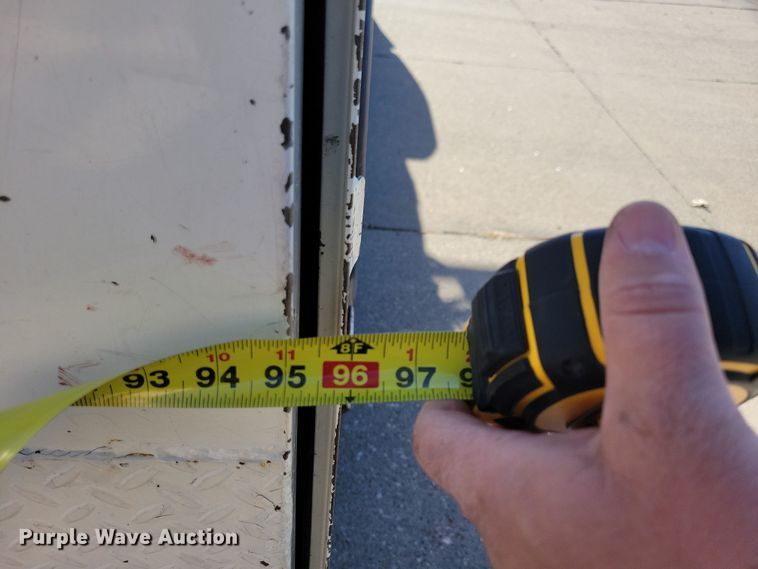 image for item LC9447 1990 Ford F800  bucket truck