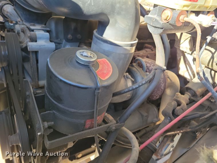 image for item LC9447 1990 Ford F800  bucket truck