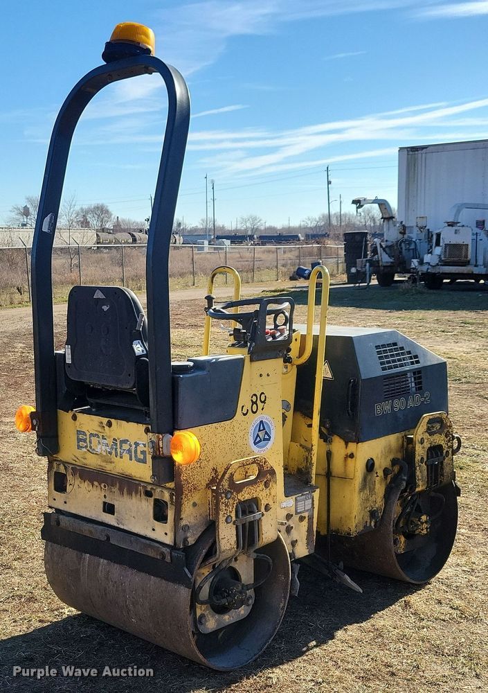 image for item LC9449 1998 Bomag BW 90 AD-2  double drum vibratory roller