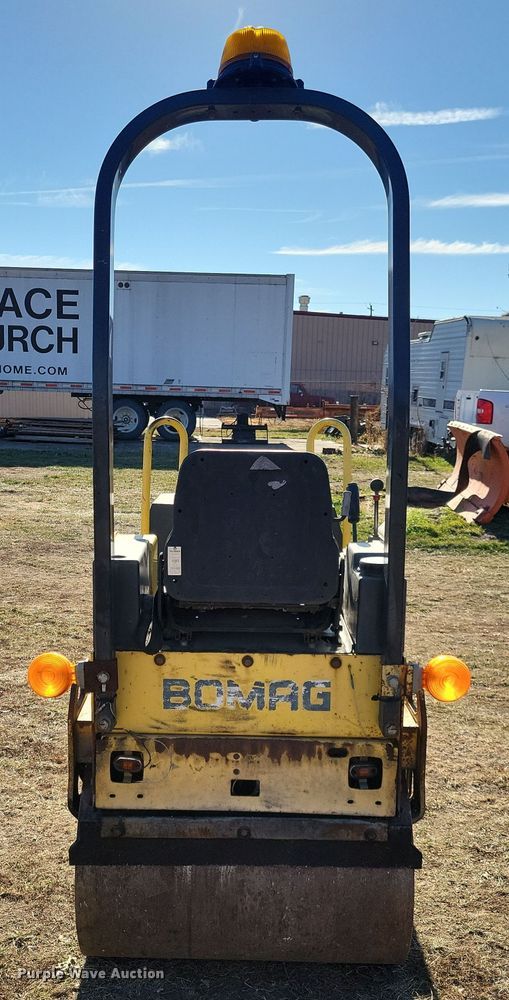 image for item LC9449 1998 Bomag BW 90 AD-2  double drum vibratory roller