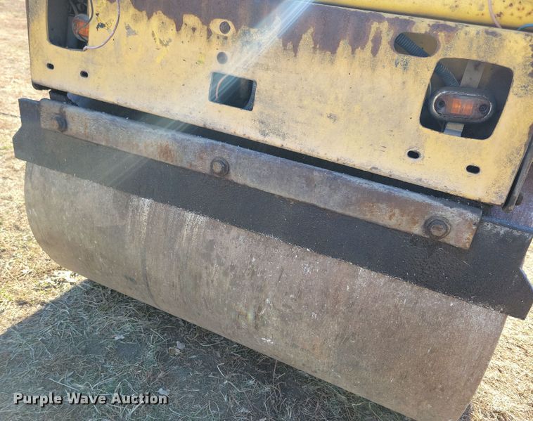 image for item LC9449 1998 Bomag BW 90 AD-2  double drum vibratory roller