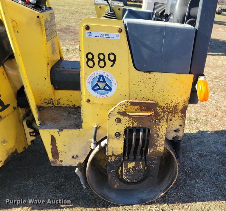 image for item LC9449 1998 Bomag BW 90 AD-2  double drum vibratory roller