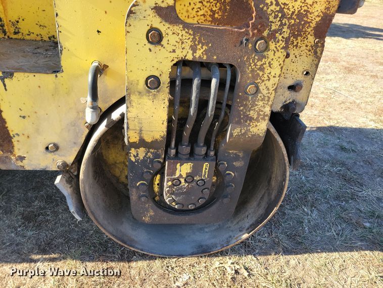 image for item LC9449 1998 Bomag BW 90 AD-2  double drum vibratory roller