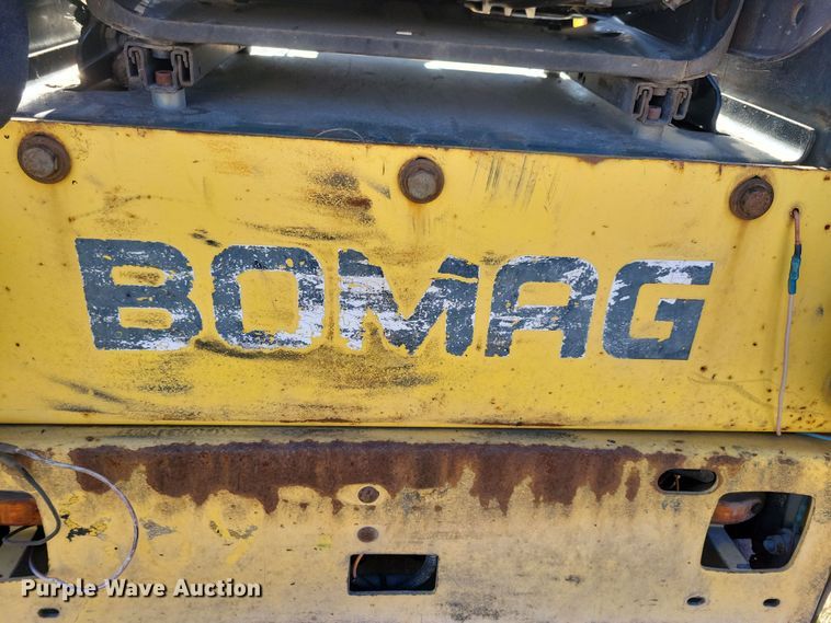 image for item LC9449 1998 Bomag BW 90 AD-2  double drum vibratory roller