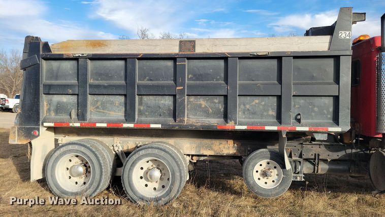 image for item LC9453 1997 Kenworth W900  dump truck