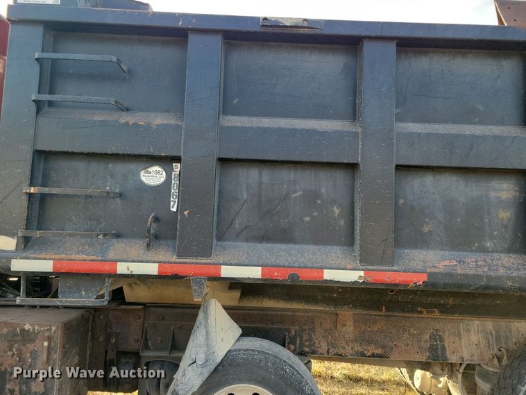 image for item LC9453 1997 Kenworth W900  dump truck