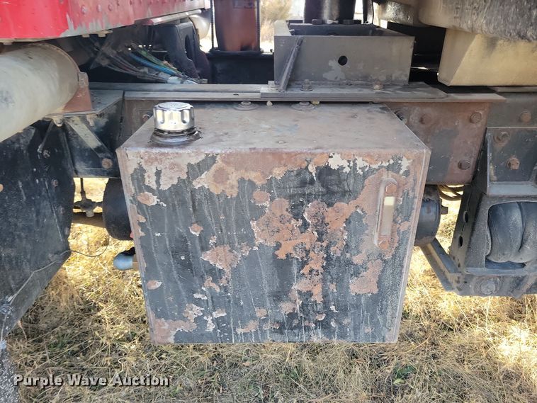 image for item LC9453 1997 Kenworth W900  dump truck