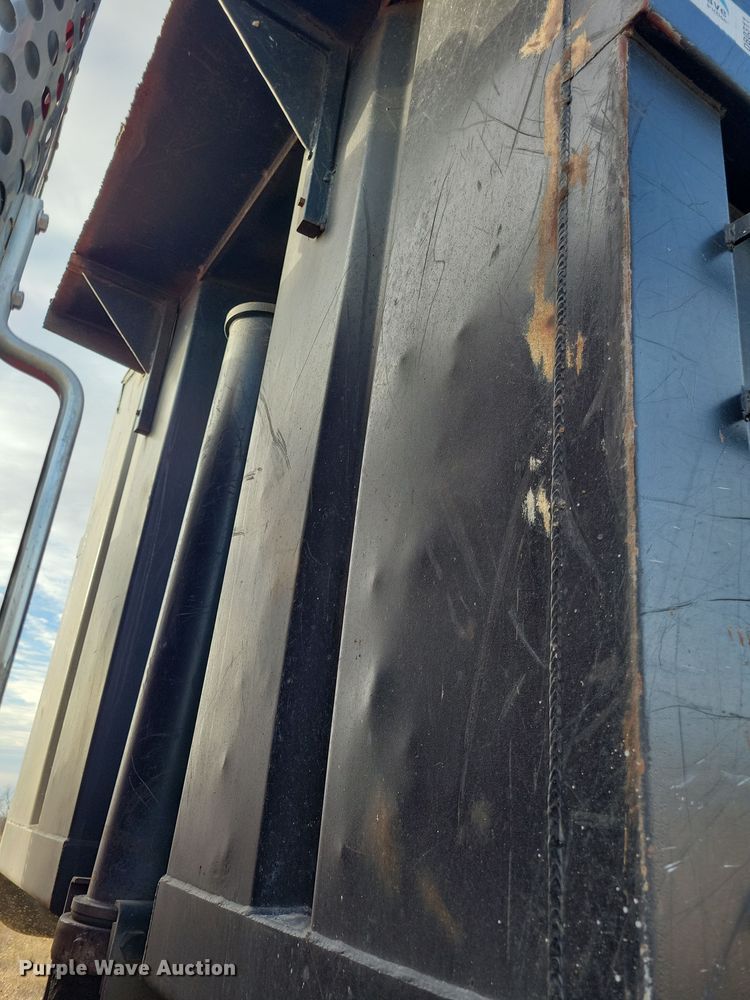 image for item LC9453 1997 Kenworth W900  dump truck