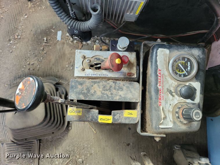 image for item LC9453 1997 Kenworth W900  dump truck