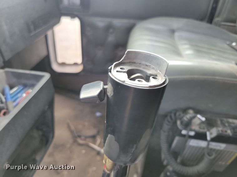 image for item LC9453 1997 Kenworth W900  dump truck