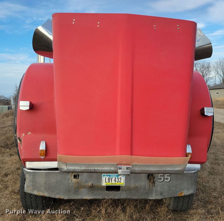 image for item LC9453 1997 Kenworth W900  dump truck