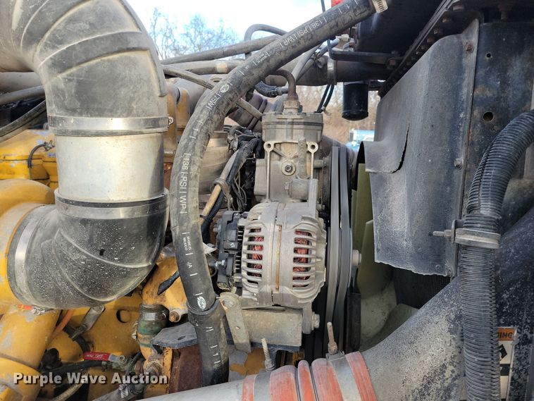 image for item LC9453 1997 Kenworth W900  dump truck