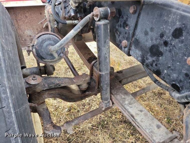 image for item LC9453 1997 Kenworth W900  dump truck