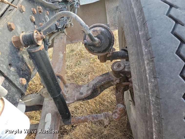 image for item LC9453 1997 Kenworth W900  dump truck