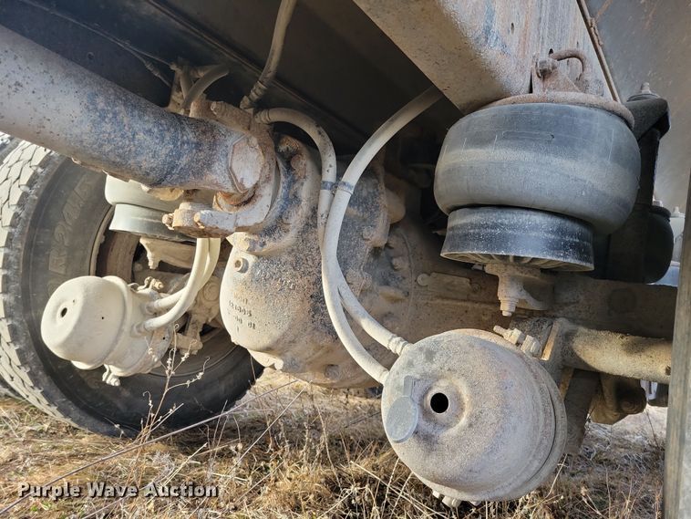 image for item LC9453 1997 Kenworth W900  dump truck