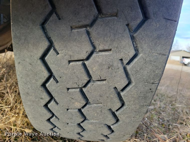 image for item LC9453 1997 Kenworth W900  dump truck