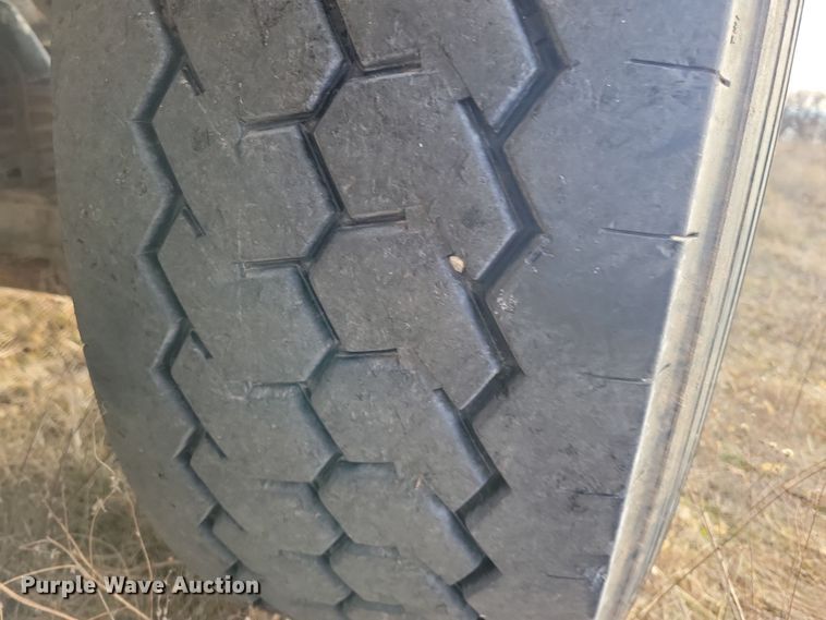 image for item LC9453 1997 Kenworth W900  dump truck