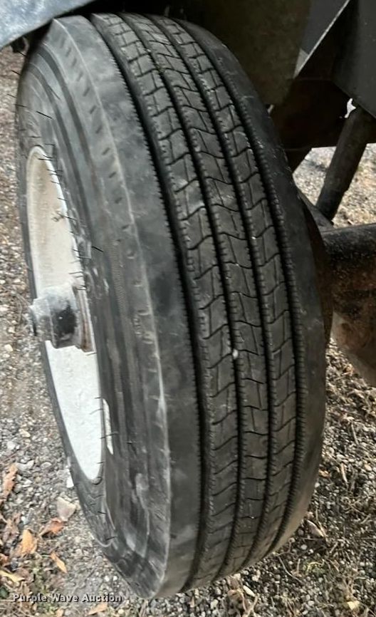 image for item LC9453 1997 Kenworth W900  dump truck