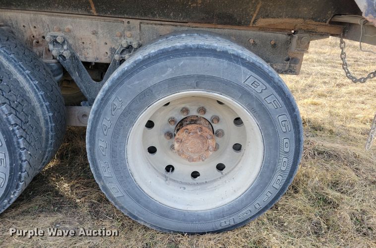 image for item LC9453 1997 Kenworth W900  dump truck