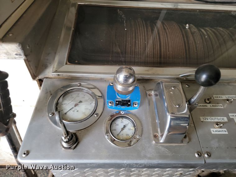 image for item LD9045 2007 Ford F750 Super Duty XLT  pulling truck