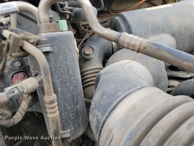 image for item LD9045 2007 Ford F750 Super Duty XLT  pulling truck